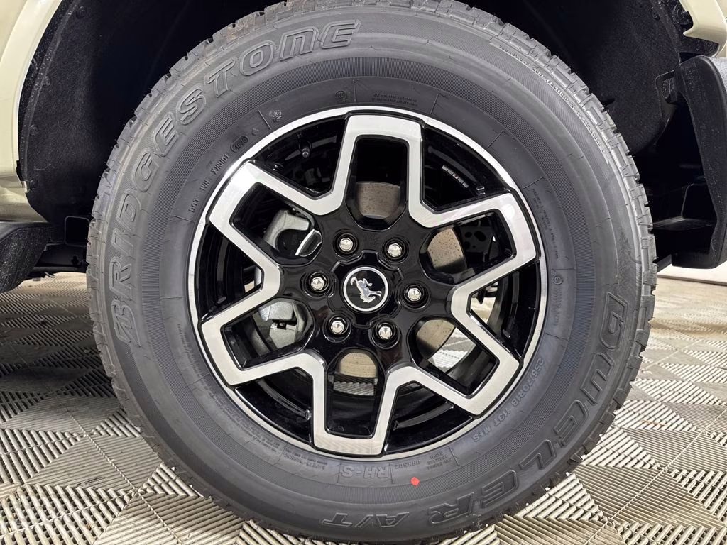 2026 Desert Sand Ford Bronco Outer Banks 4X4 SUV