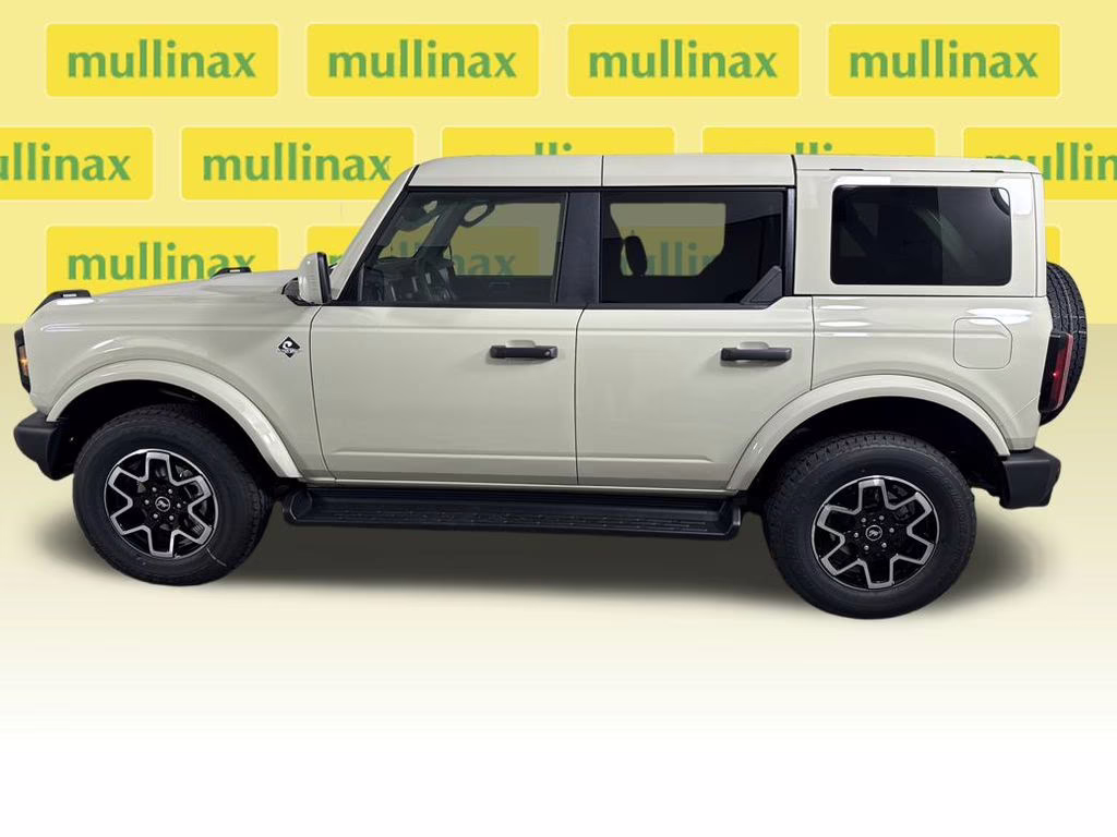 2026 Desert Sand Ford Bronco Outer Banks 4X4 SUV