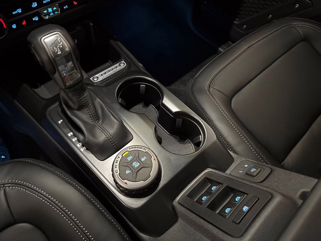 2026 Desert Sand Ford Bronco Outer Banks 4X4 SUV