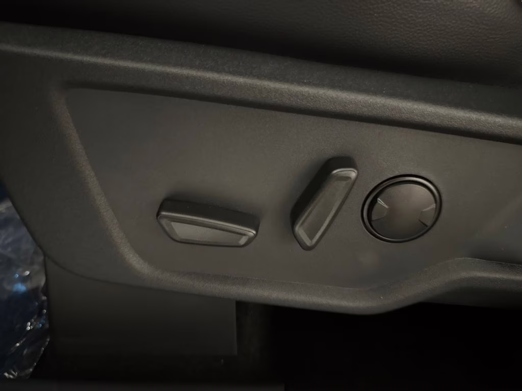 2026 Desert Sand Ford Bronco Outer Banks 4X4 SUV