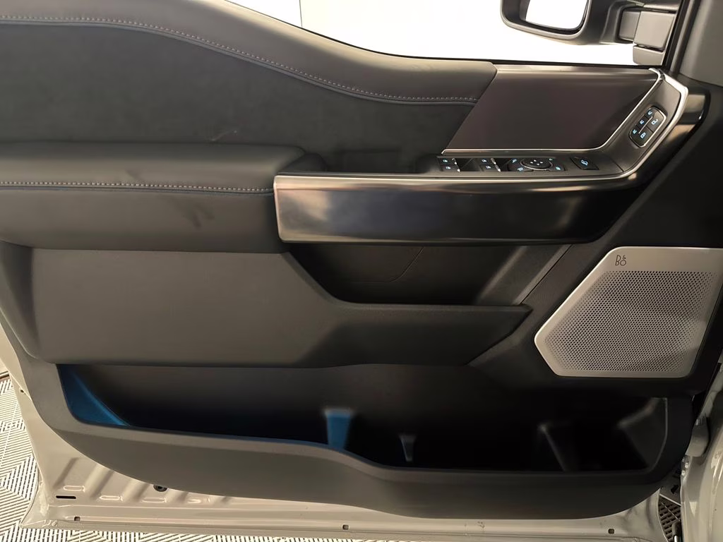 2026 Avalanche Ford Super Duty F-250 SRW Platinum 4X4 Truck