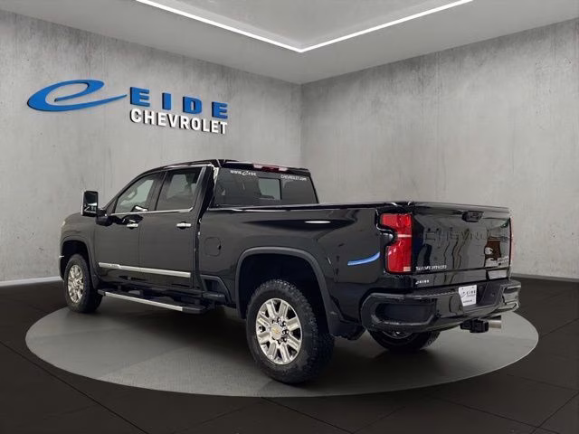2026 Black Chevrolet Silverado 2500HD High Country 4X4 Truck