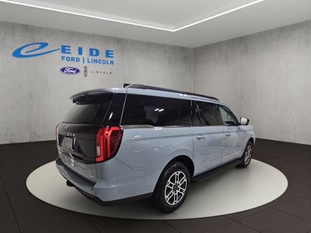 2026 Glacier Gray Metallic Tri-Coat Ford Expedition Max Active 4X4 SUV