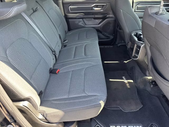 2022 Diamond Black Crystal Pearlcoat Ram 1500 Big Horn RWD Truck