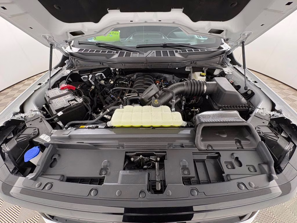 2026 Oxford White Ford F-150 XLT RWD Truck