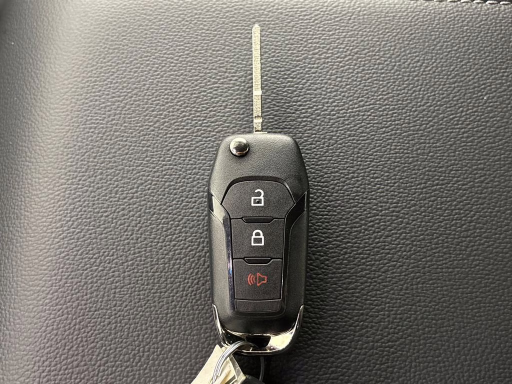 2026 Oxford White Ford F-150 XLT RWD Truck