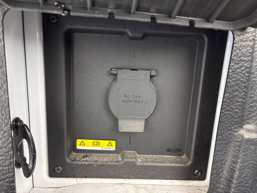 2026 Oxford White Ford F-150 XLT RWD Truck