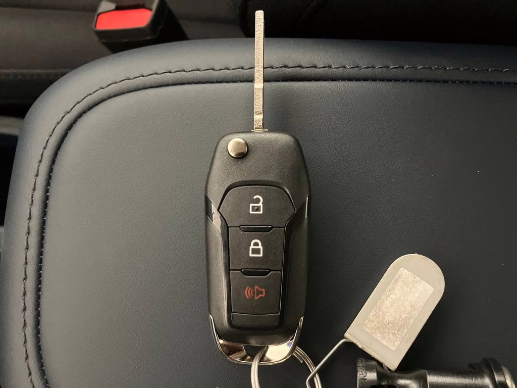 2026 Orange Fury Metallic Tri-Coat Ford Maverick XL FWD Truck