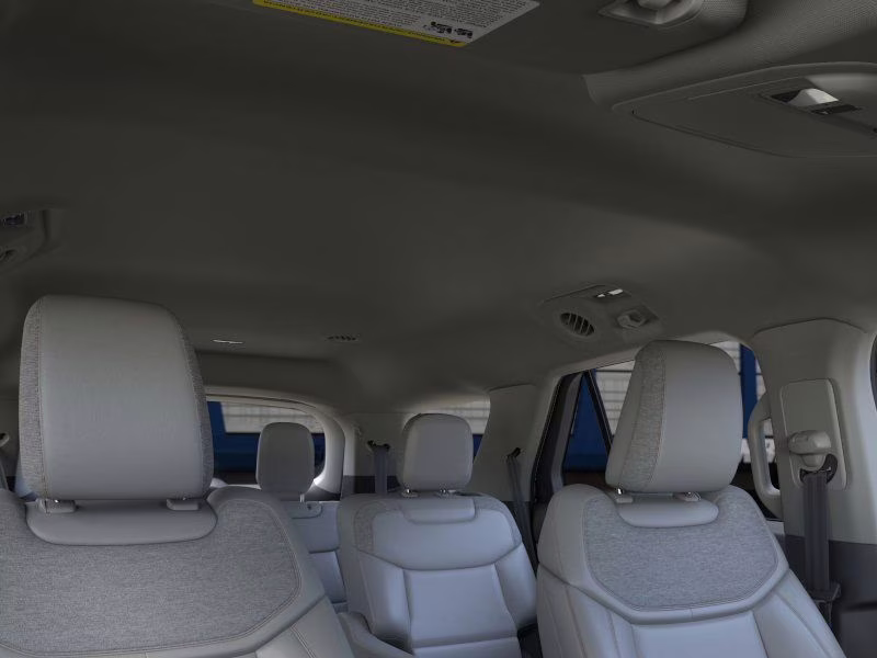 2026 Star White Metallic Tri-Coat Ford Explorer Active RWD SUV