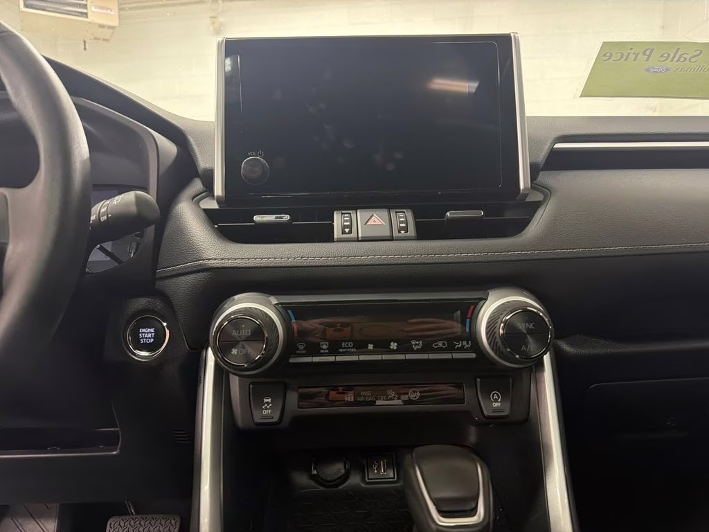 2025 Wind Chill Pearl Toyota RAV4 XLE Premium FWD SUV