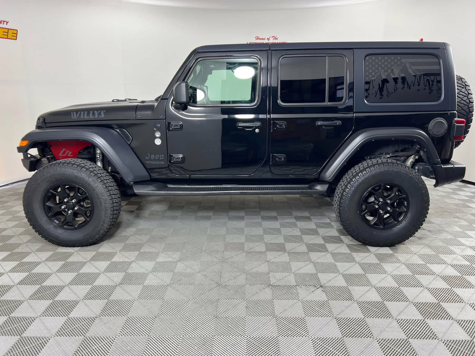 2021 Black Clearcoat Jeep Wrangler Unlimited Willys 4X4 SUV