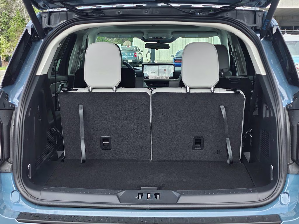 2026 Vapor Blue Metallic Ford Explorer Active 4X4 SUV