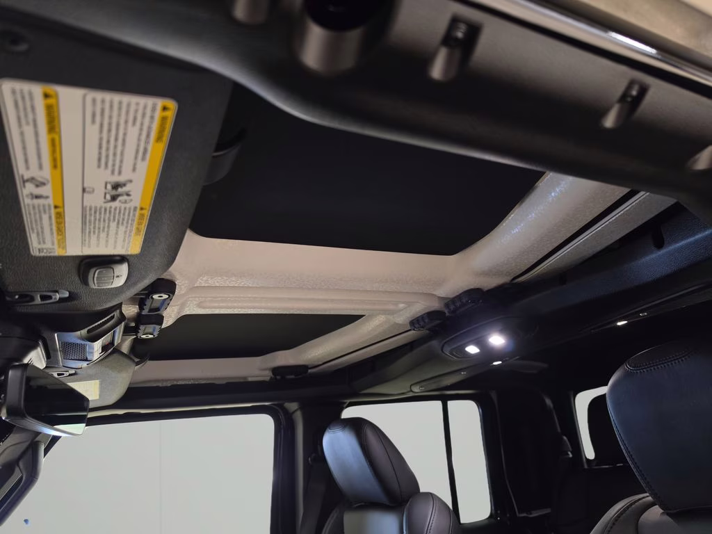 2026 Black Clearcoat Jeep Gladiator Rubicon 4X4 Truck