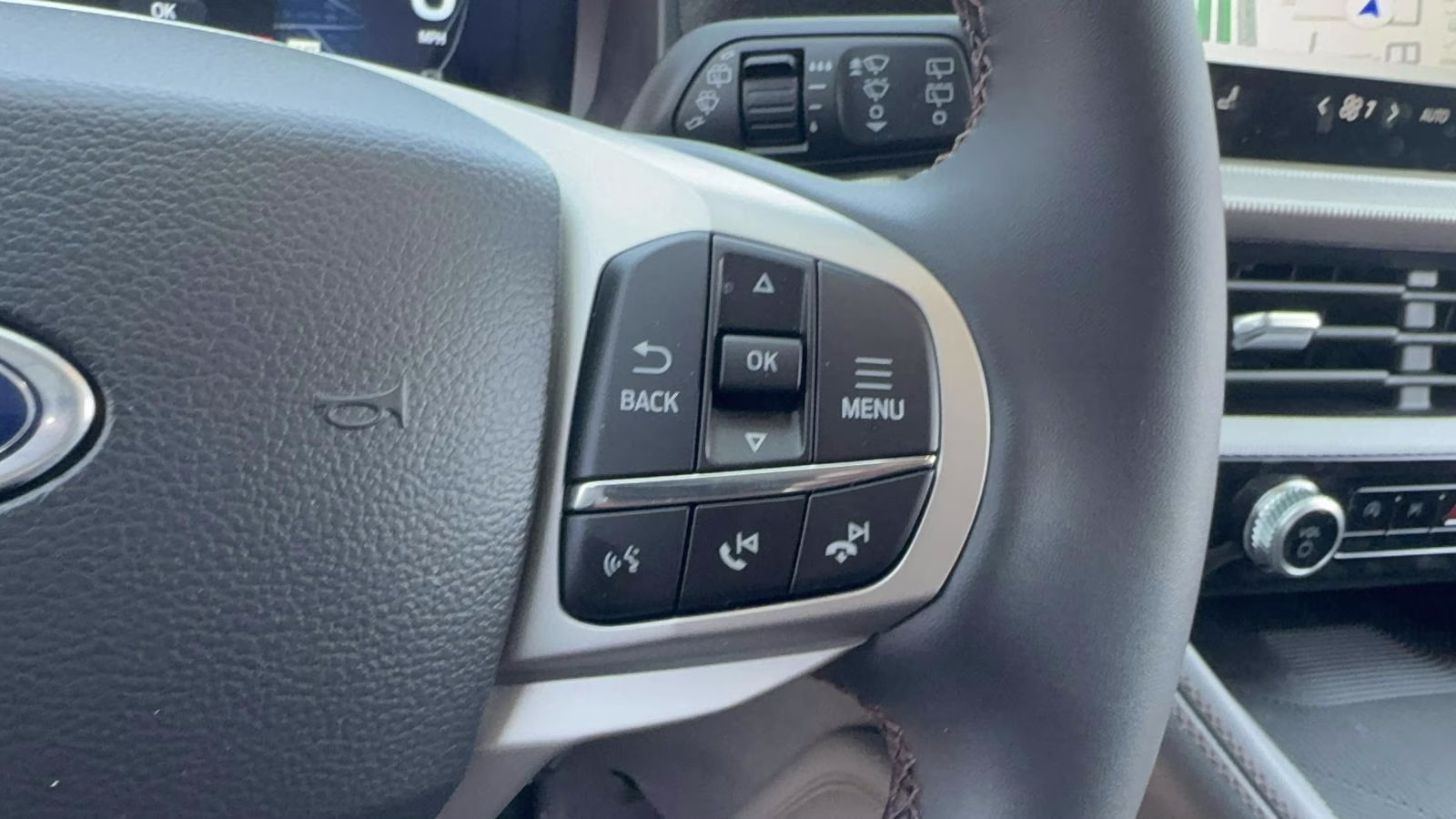 2026 Carbonized Gray Metallic Ford Explorer Active w/100A Pkg 4WD 4X4 SUV