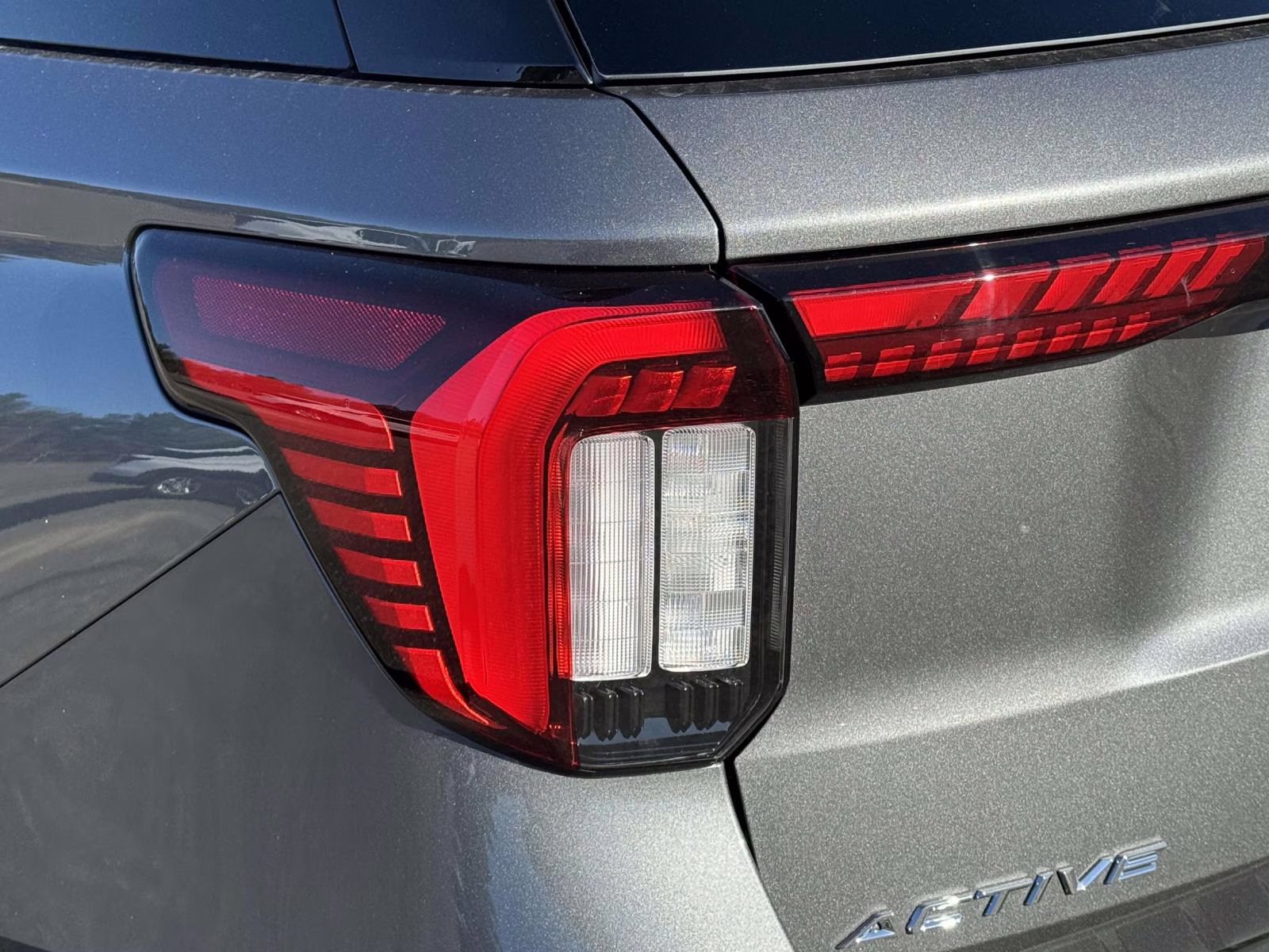 2026 Carbonized Gray Metallic Ford Explorer Active w/100A Pkg 4WD 4X4 SUV