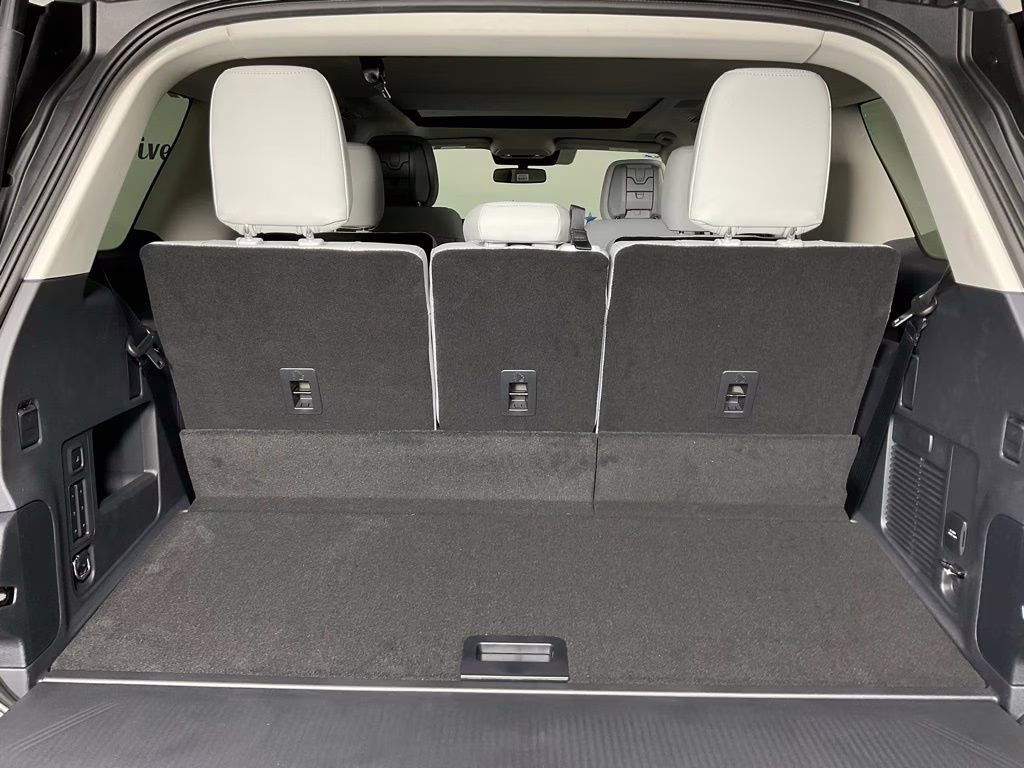 2026 Gray Metallic Ford Expedition Platinum 4X4 SUV