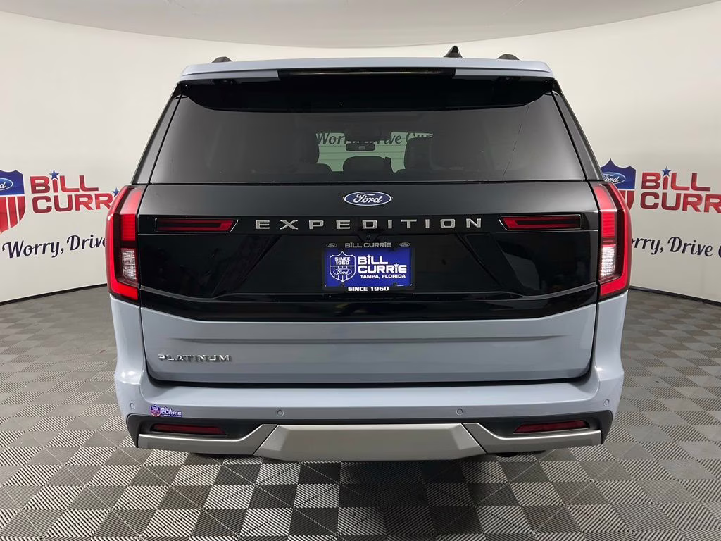 2026 Gray Metallic Ford Expedition Platinum 4X4 SUV