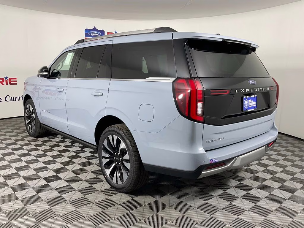 2026 Gray Metallic Ford Expedition Platinum 4X4 SUV