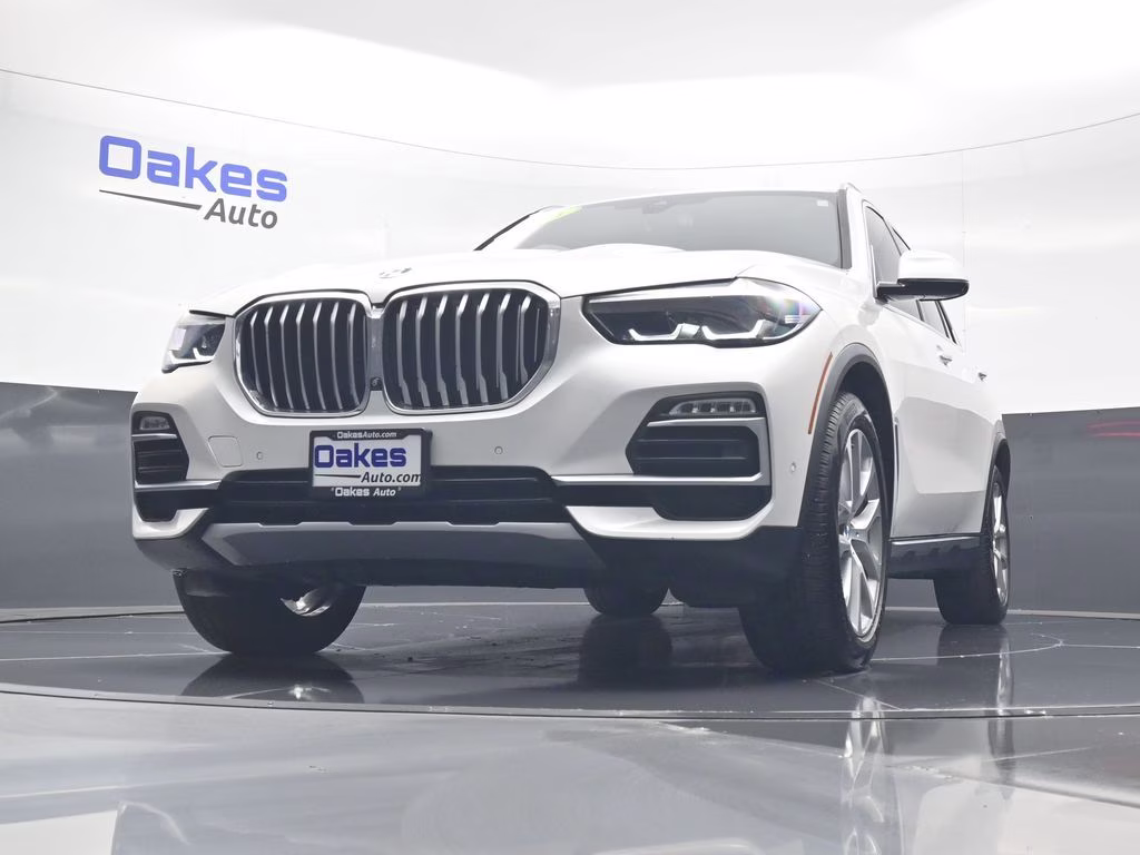 2021 White Metallic BMW X5 sDrive40i RWD SUV