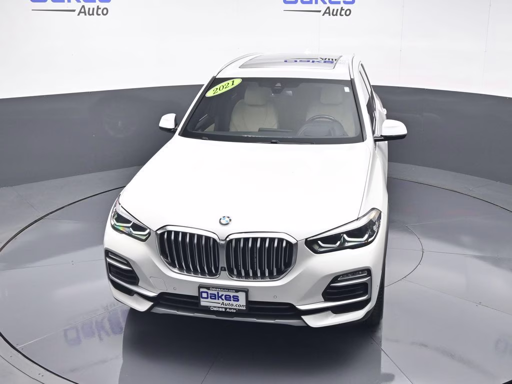 2021 White Metallic BMW X5 sDrive40i RWD SUV