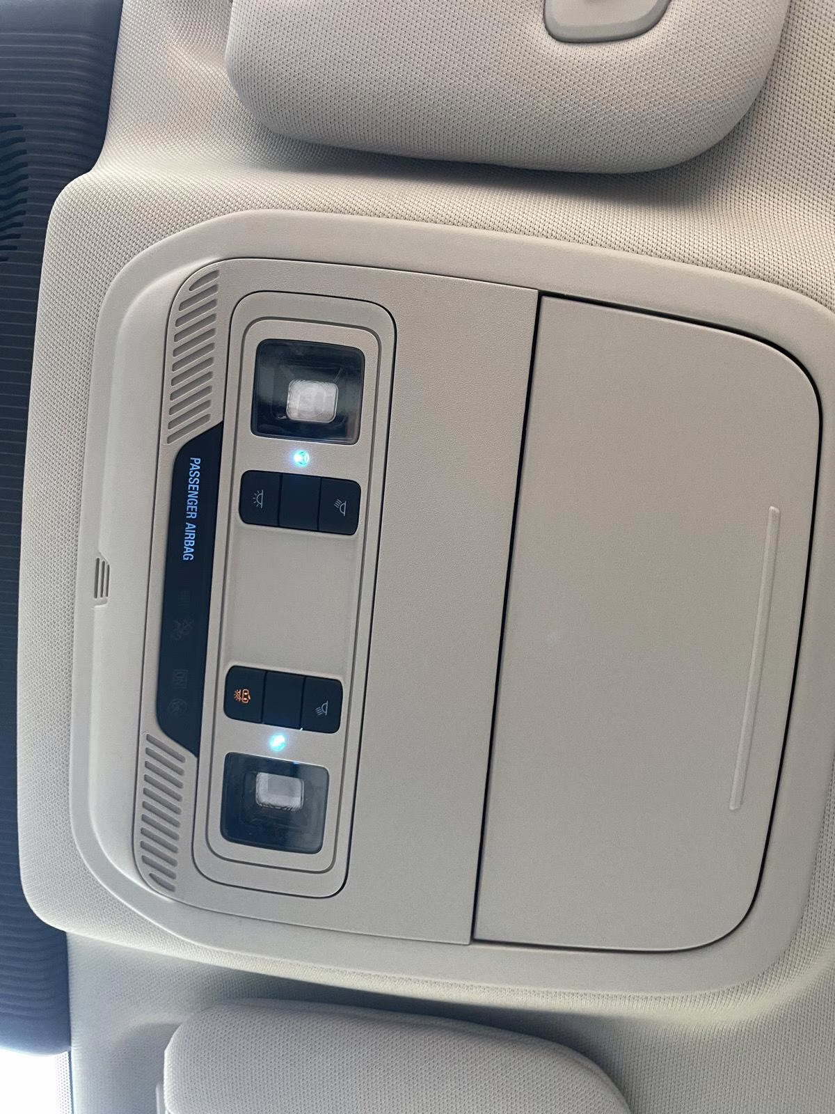 2026 Rapid Red Metallic Tinted Clearcoat Ford Explorer Platinum 4X4 SUV