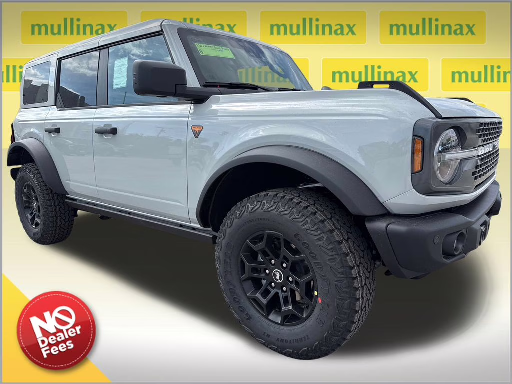 2026 Avalanche Gray Ford Bronco Badlands 4X4 SUV