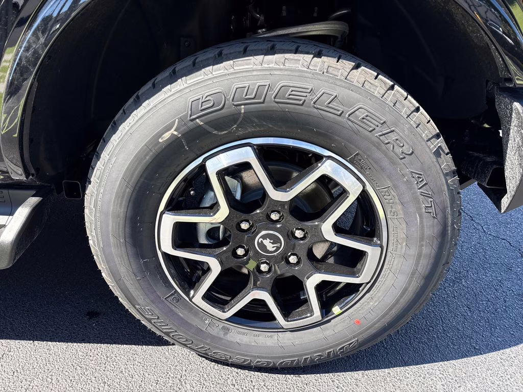 2026 Shadow Black Ford Bronco Outer Banks 4X4 SUV