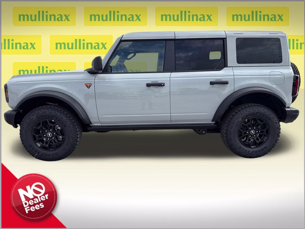 2026 Avalanche Gray Ford Bronco Badlands 4X4 SUV