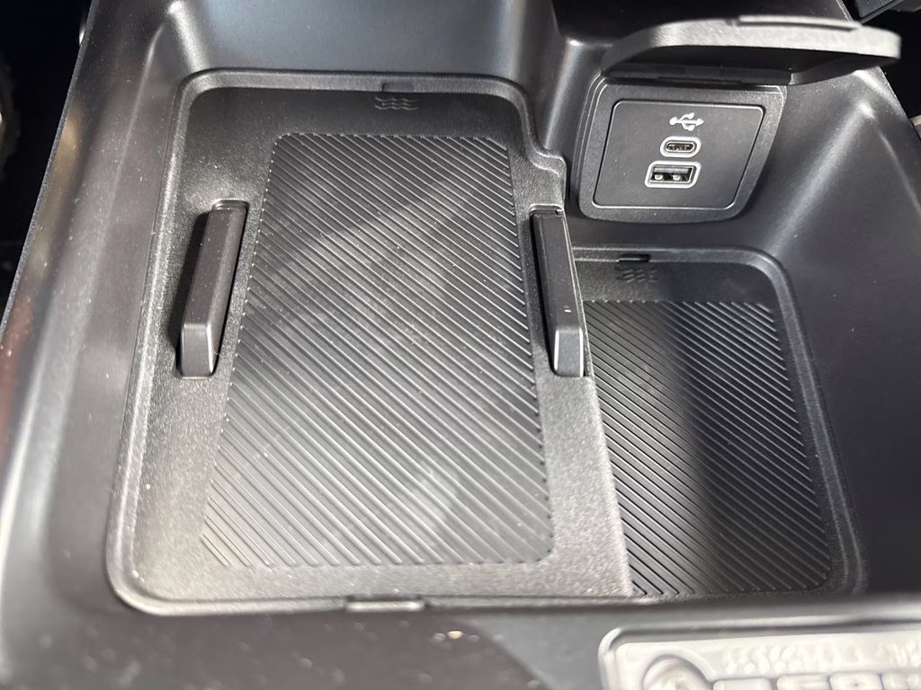 2026 Avalanche Gray Ford Bronco Badlands 4X4 SUV