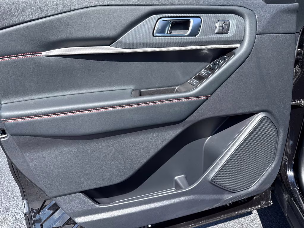 2026 Agate Black Metallic Ford Explorer ST-Line RWD SUV