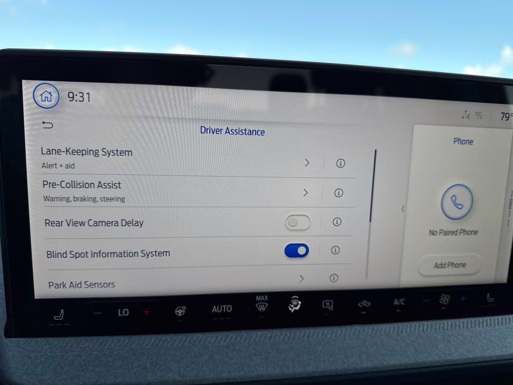 2026 Orange Fury Metallic Tri-Coat Ford Maverick XLT FWD Truck