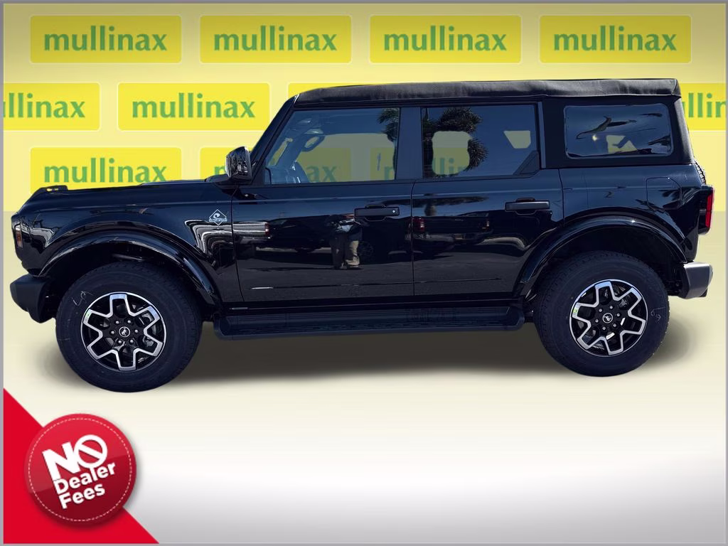 2026 Shadow Black Ford Bronco Outer Banks 4X4 SUV