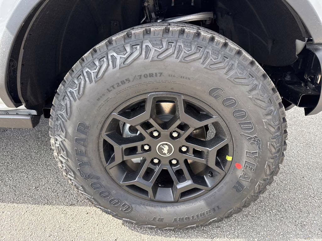 2026 Avalanche Gray Ford Bronco Badlands 4X4 SUV