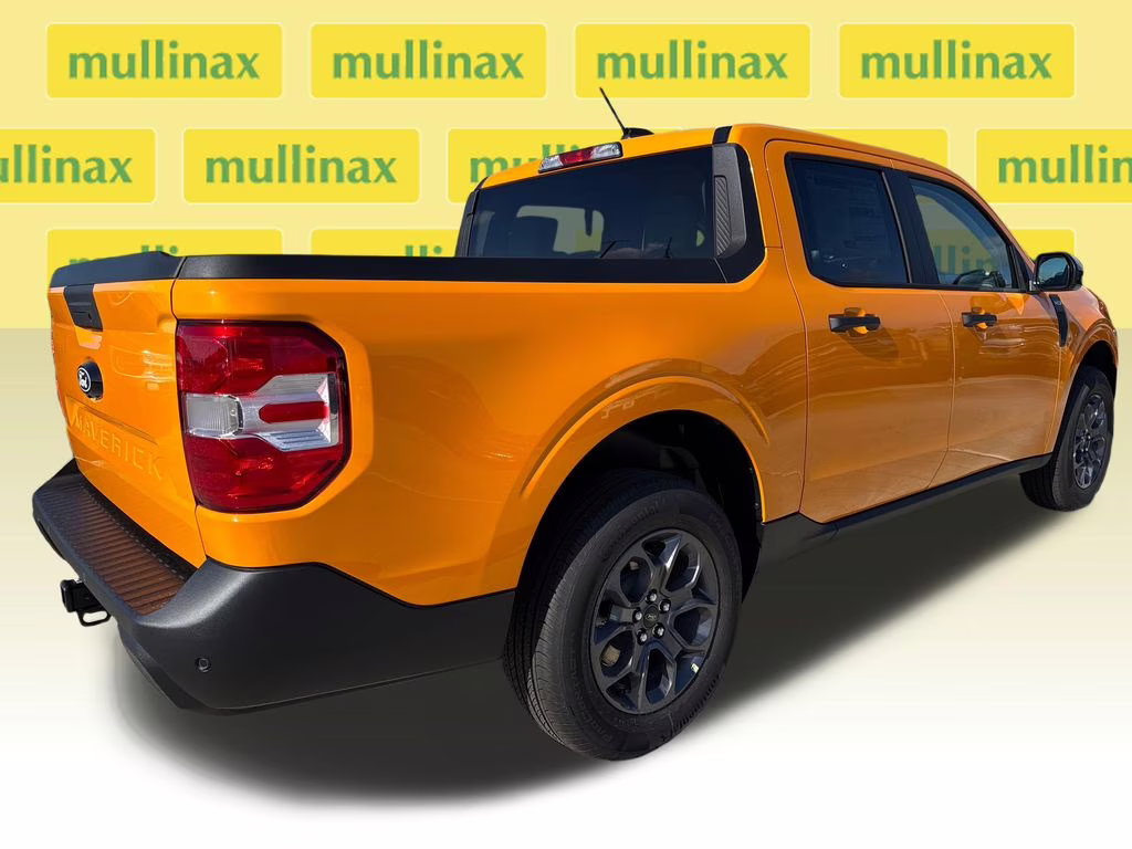 2026 Orange Fury Metallic Tri-Coat Ford Maverick XLT FWD Truck
