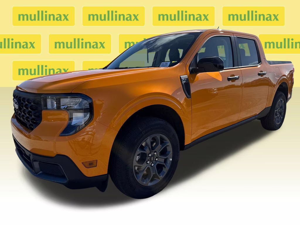 2026 Orange Fury Metallic Tri-Coat Ford Maverick XLT FWD Truck