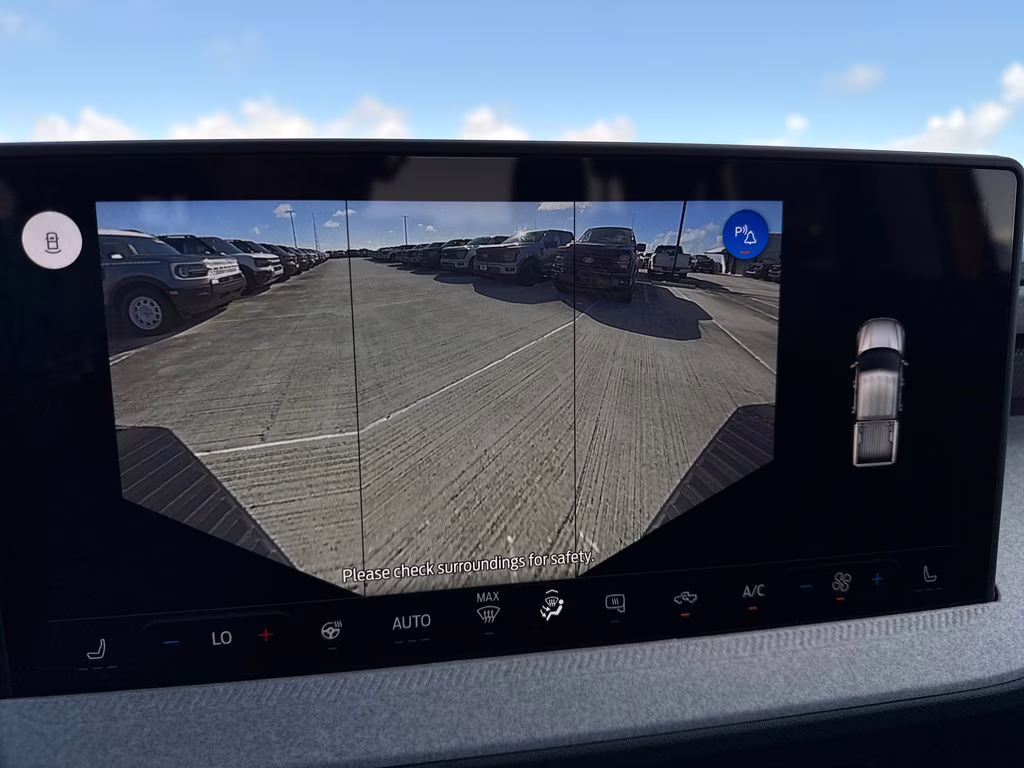 2026 Orange Fury Metallic Tri-Coat Ford Maverick XLT FWD Truck