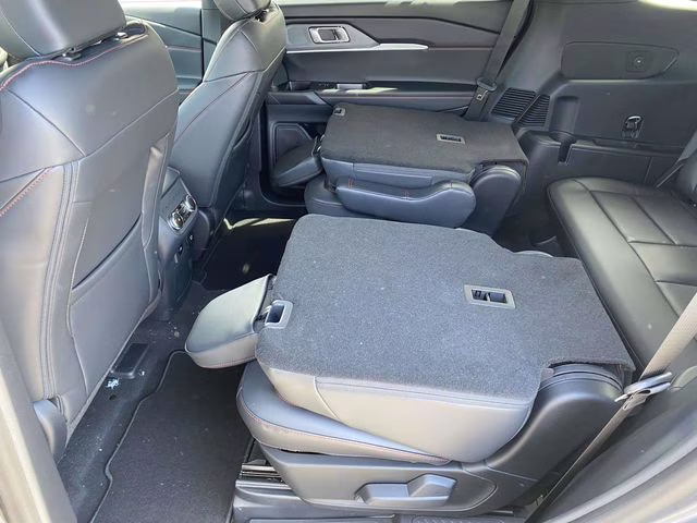 2026 Gray Metallic Ford Explorer ST-Line RWD SUV