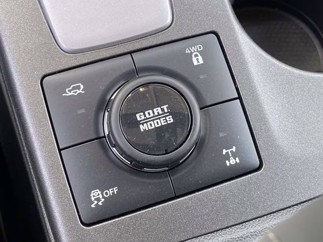 2026 Orange Fury Metallic Tri-Coat Ford Bronco Sport Badlands 4X4 SUV