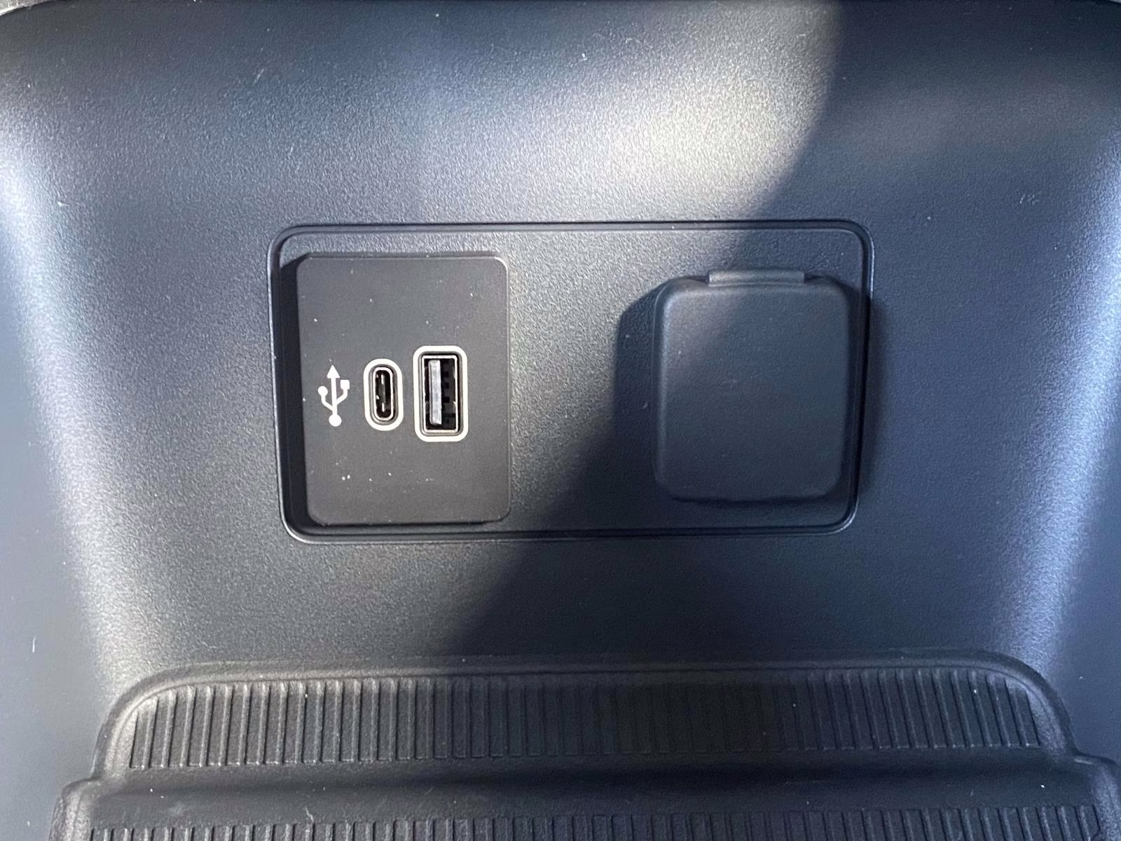 2026 Gray Metallic Ford Explorer ST-Line RWD SUV