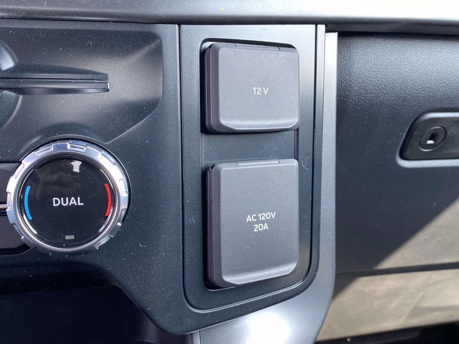 2026 Avalanche Ford F-150 Tremor 4X4 Truck