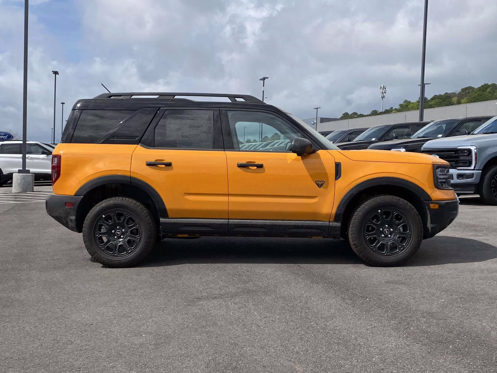 2026 Orange Fury Metallic Tri-Coat Ford Bronco Sport Badlands 4X4 SUV