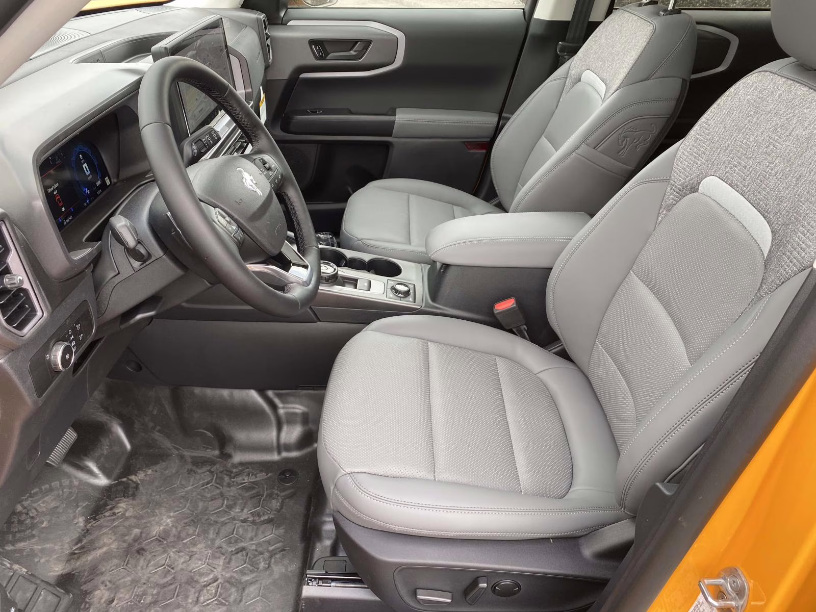 2026 Orange Fury Metallic Tri-Coat Ford Bronco Sport Badlands 4X4 SUV