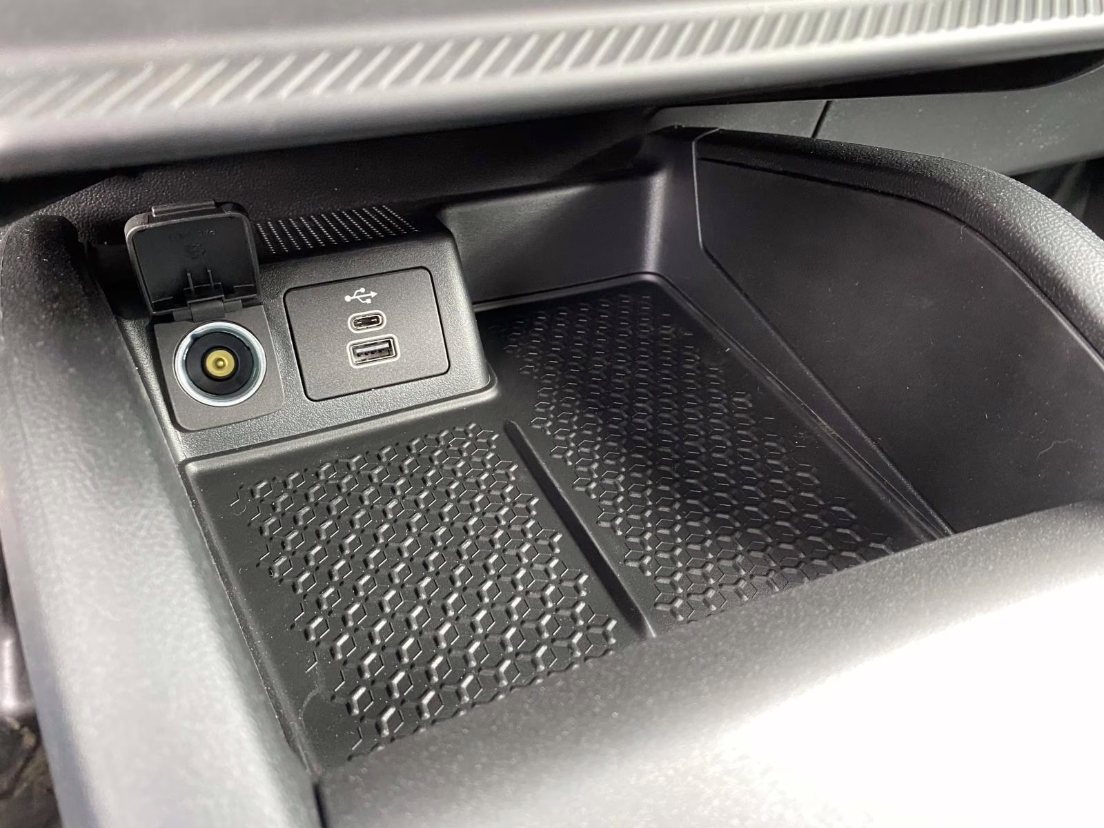 2026 Orange Fury Metallic Tri-Coat Ford Bronco Sport Badlands 4X4 SUV