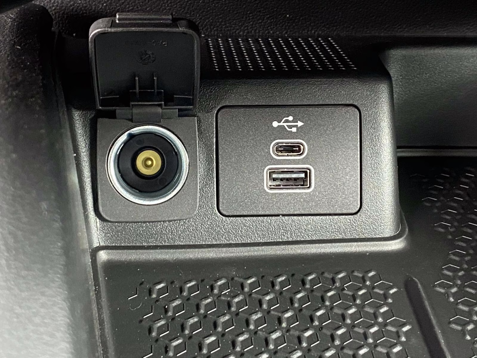 2026 Orange Fury Metallic Tri-Coat Ford Bronco Sport Badlands 4X4 SUV