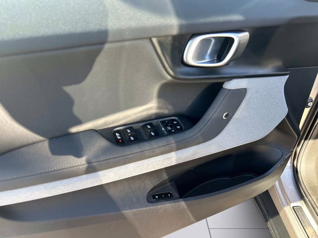 2024 Gray Polestar 2 Long Range Dual Motor AWD Hatchback