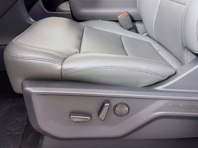 2026 Space Silver Metallic Ford Expedition Active RWD SUV