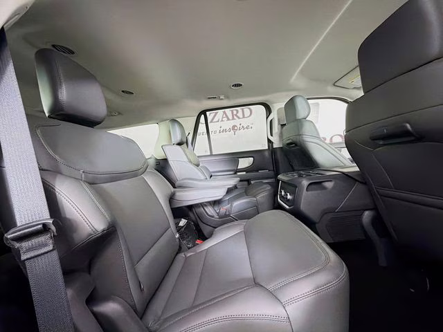 2026 Space Silver Metallic Ford Expedition Active RWD SUV