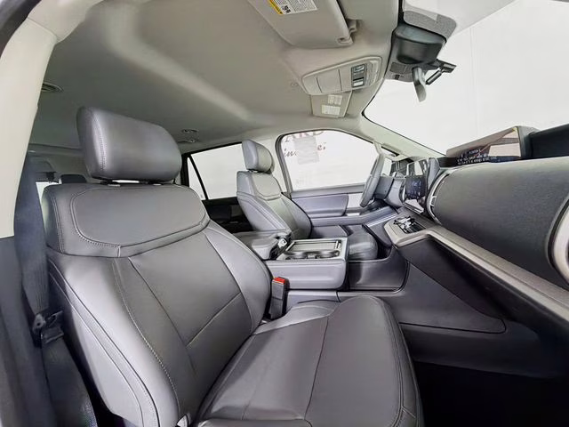 2026 Space Silver Metallic Ford Expedition Active RWD SUV
