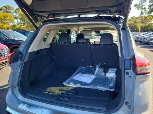 2026 Boulder Gray/Super Black Nissan Rogue Platinum AWD SUV