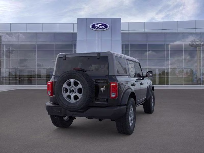 2026 Shadow Black Ford Bronco Big Bend 4X4 SUV
